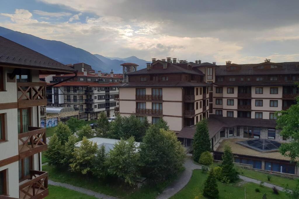 Large Gondola Apartment - Center, Neon Bansko Exterior foto